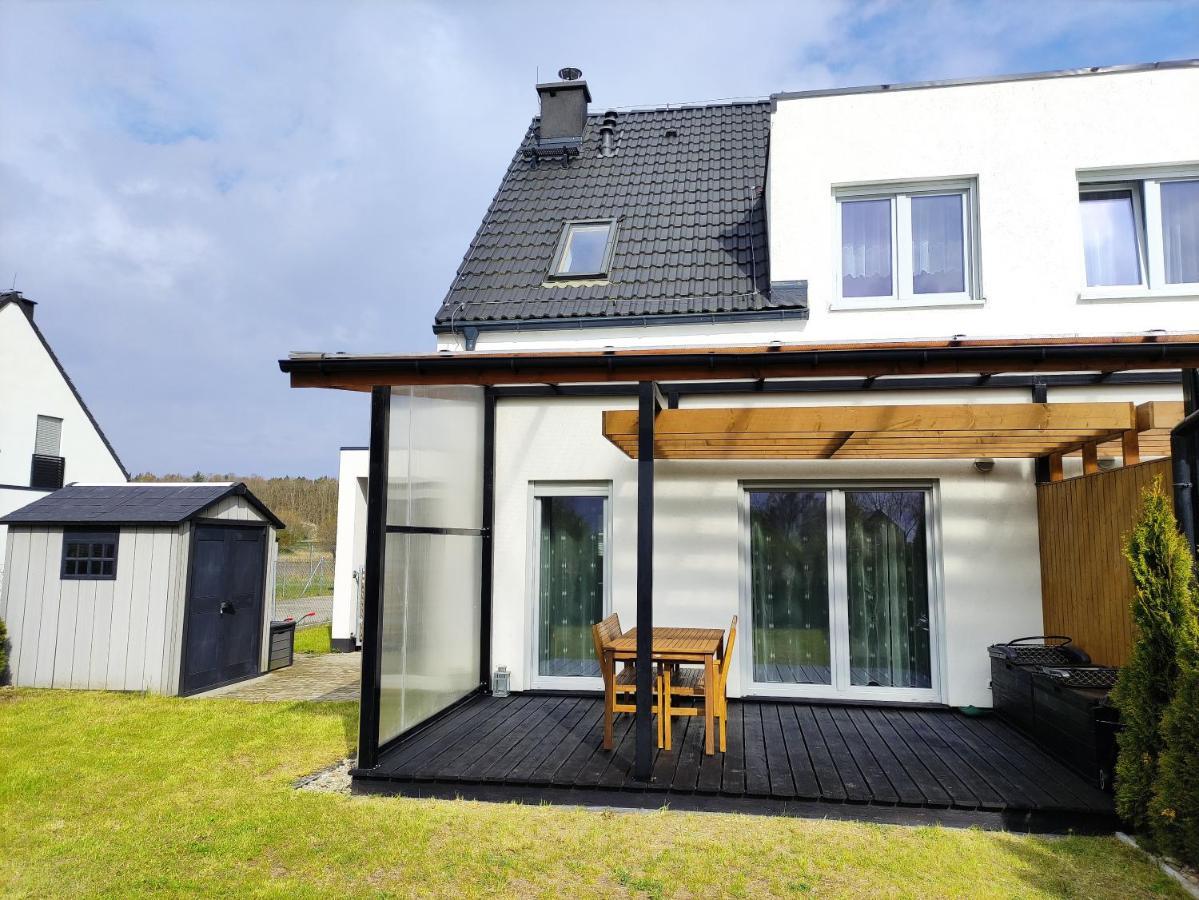 Villa Frida Haus Trzęsacz Exterior foto